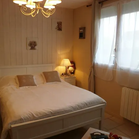 Au 14 Parking Privé Honfleur