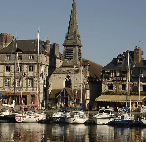 Au 14 Parking Privé